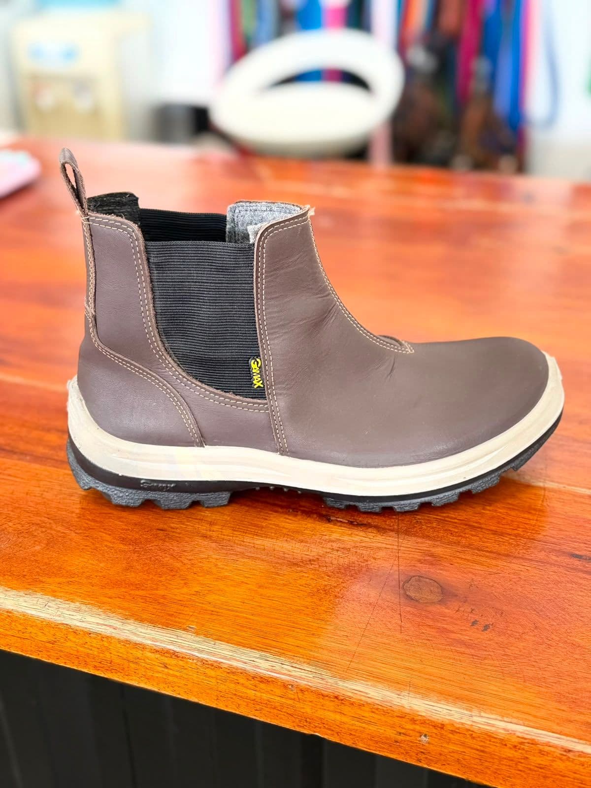 BOTA PREMIUM ART 118